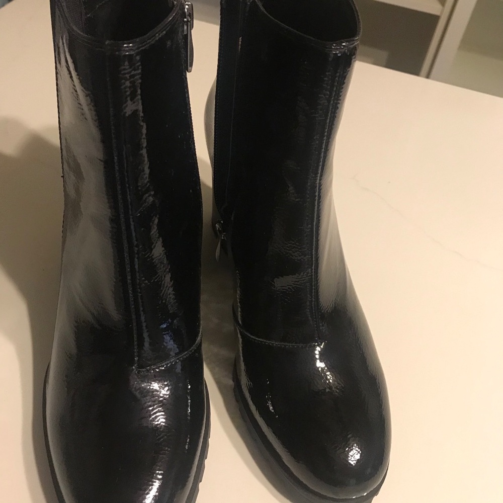 Boots - Picture 2 of 6